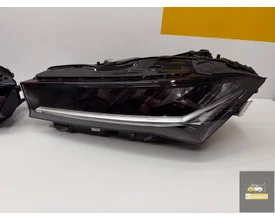 SKODA SUPER B KOPLAMP LED LINKS COMPLEET 3P2941015 2024 image 1