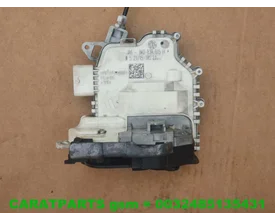 8k0839015h a3 a4 a5 q2 portierslot q5 rs3 rs4 rsq3 deurslot image 1