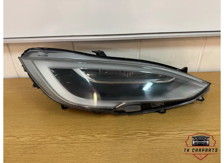 Koop Koplamp | Enkel bij TK Carparts