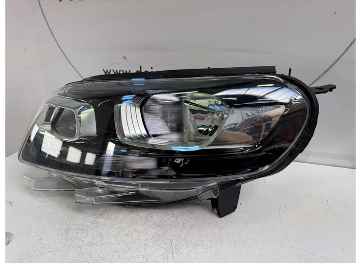 Koop Koplamp | Enkel bij Jager Auto-Onderdelen
