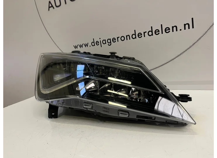 Koop Koplamp | Enkel bij Jager Auto-Onderdelen
