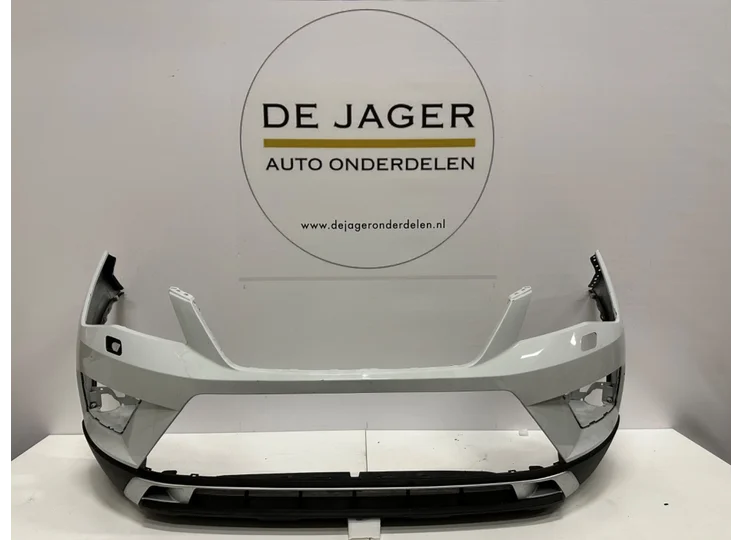 SEAT ATECA 575 VOORBUMPER BUMPER ONDERPLAAT 575807221 2016- image 1