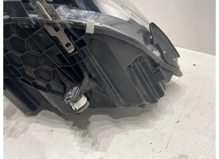 Koop Koplamp | Enkel bij Jager Auto-Onderdelen
