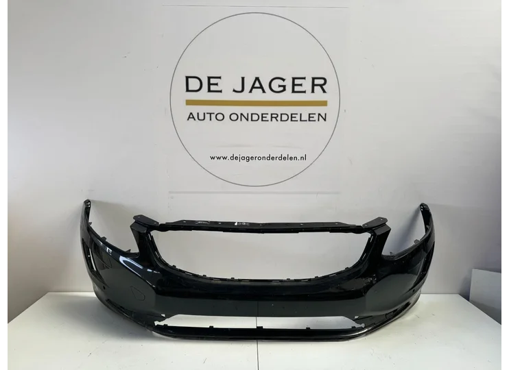 VOLVO XC60 FACELIFT VOORBUMPER BUMPER 2013- image 1