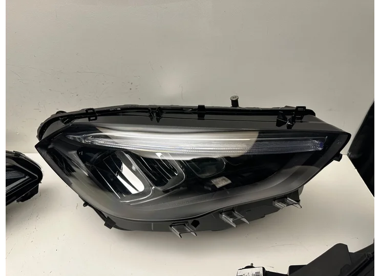 Koop Koplamp | Enkel bij Jager Auto-Onderdelen