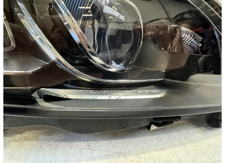 Koop Koplamp | Enkel bij Jager Auto-Onderdelen