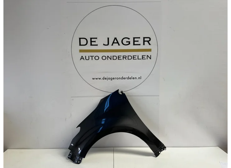 TOYOTA YARIS 4 P21 VOORSCHERM ZIJSCHERM SPATBORD LINKS image 1