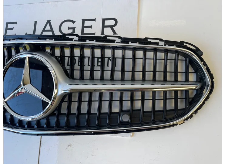 Koop Grille bij Jager Auto-Onderdelen