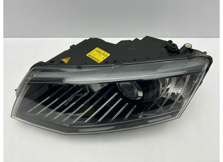 Koop Koplamp | Enkel bij Jager Auto-Onderdelen