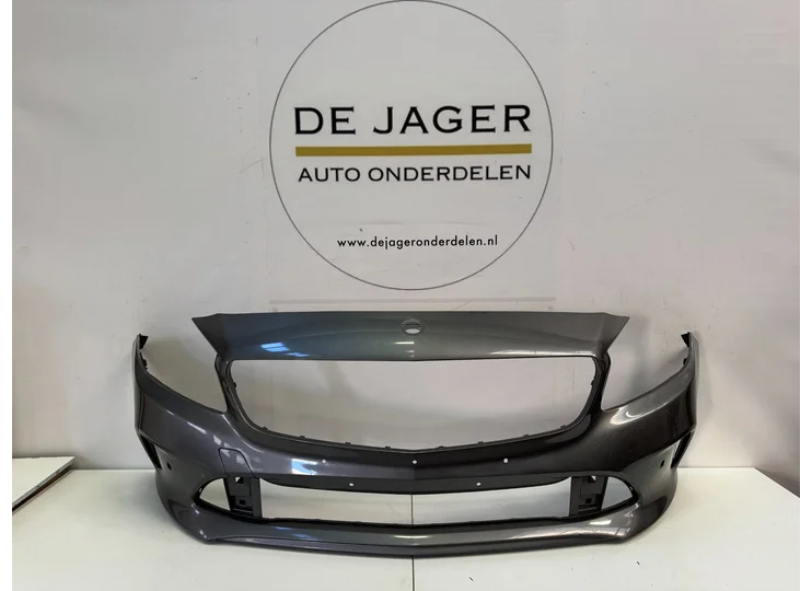 A KLASSE W176 FACELIFT VOORBUMPER BUMPER A1768853625 image 1