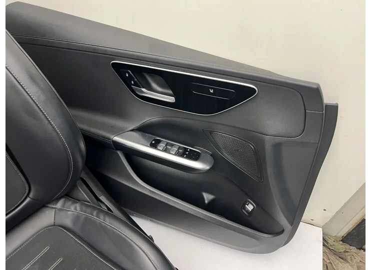 Koop Compleet interieur bij Jager Auto-Onderdelen