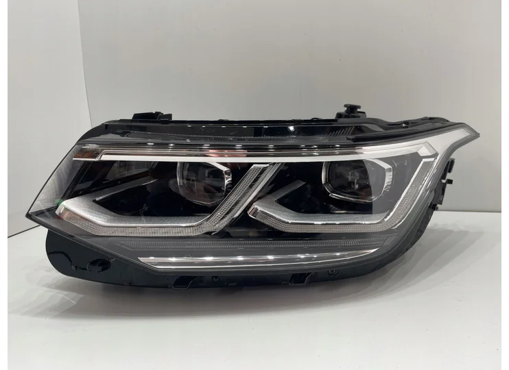 VW TIGUAN II ALLSPACE FULL LED IQ KOPLAMP LINKSV 5NN941081D image 1