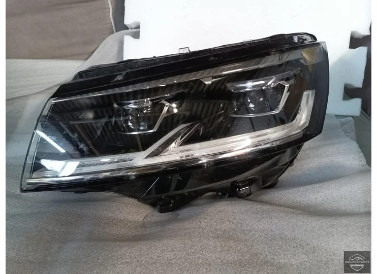 Koop Koplamp | Enkel bij Excellence Automotive