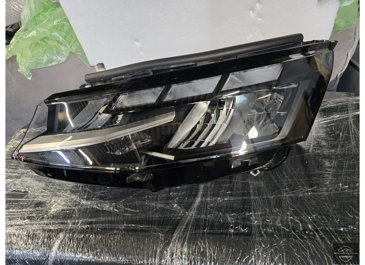 Koop Koplamp | Enkel bij Excellence Automotive