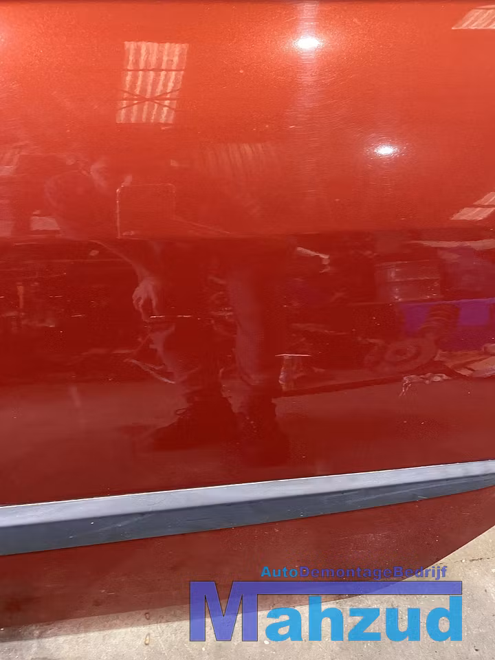 Koop Portier | Deur | Enkel bij Autodemontagebedrijf Mahzud