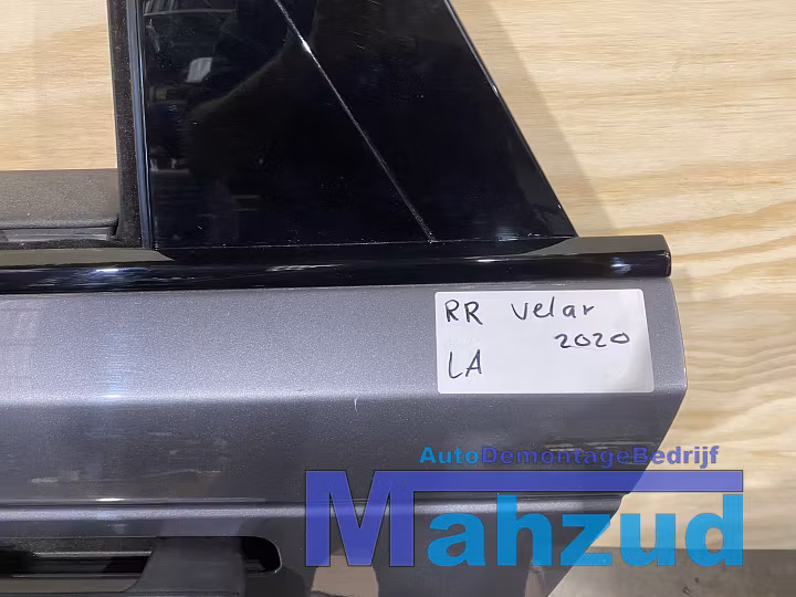 Koop Portier | Deur | Enkel bij Autodemontagebedrijf Mahzud