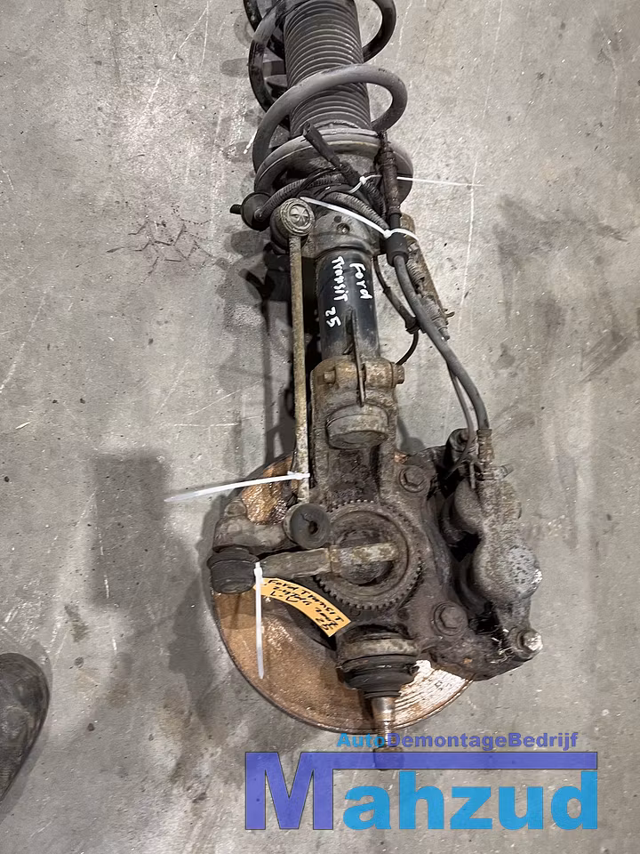 Koop Veerpoot compleet | Enkel bij Autodemontagebedrijf Mahzud