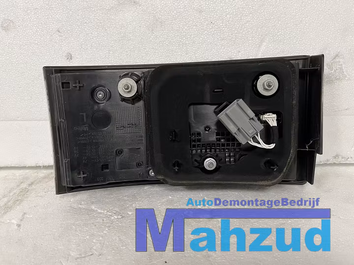 Koop Achterlicht | Enkel bij Autodemontagebedrijf Mahzud