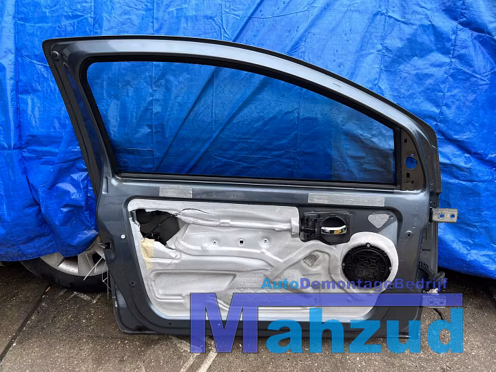 Koop Portier | Deur | Enkel bij Autodemontagebedrijf Mahzud