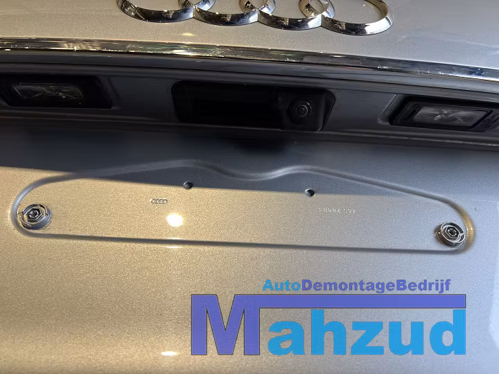 Koop Achterklep | Achterdeur bij Autodemontagebedrijf Mahzud