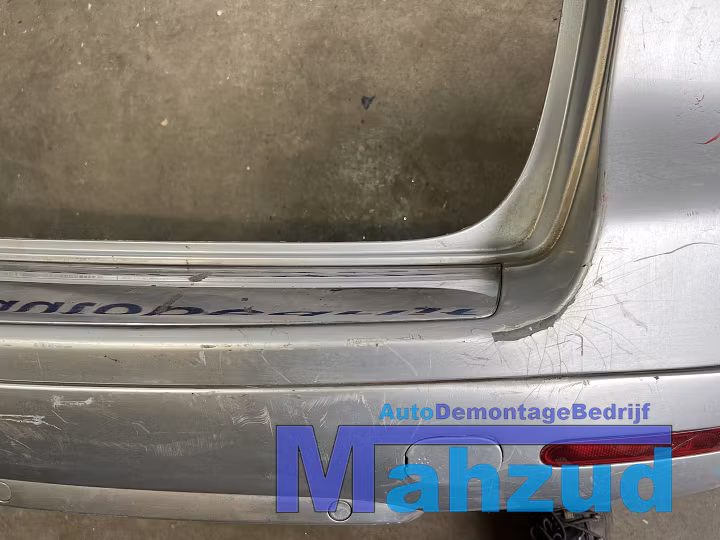 Koop Achterbumper bij Autodemontagebedrijf Mahzud