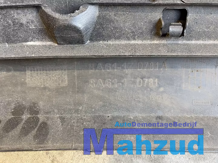 Koop Achterbumper bij Autodemontagebedrijf Mahzud