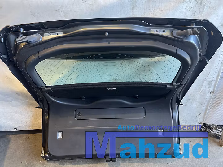 Koop Achterklep | Achterdeur bij Autodemontagebedrijf Mahzud