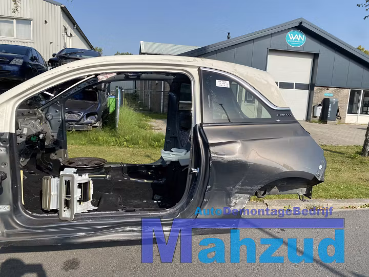 Koop Chassis | Carrosserie (kaal) bij Autodemontagebedrijf Mahzud