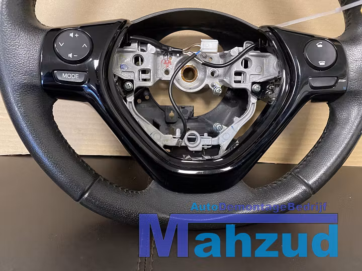 Koop Stuurwiel bij Autodemontagebedrijf Mahzud