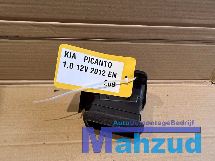 Koop Luchtrooster dashboard bij Autodemontagebedrijf Mahzud