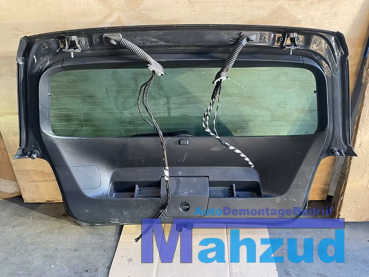 Koop Achterklep | Achterdeur bij Autodemontagebedrijf Mahzud