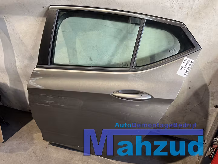 Koop Portier | Deur | Enkel bij Autodemontagebedrijf Mahzud