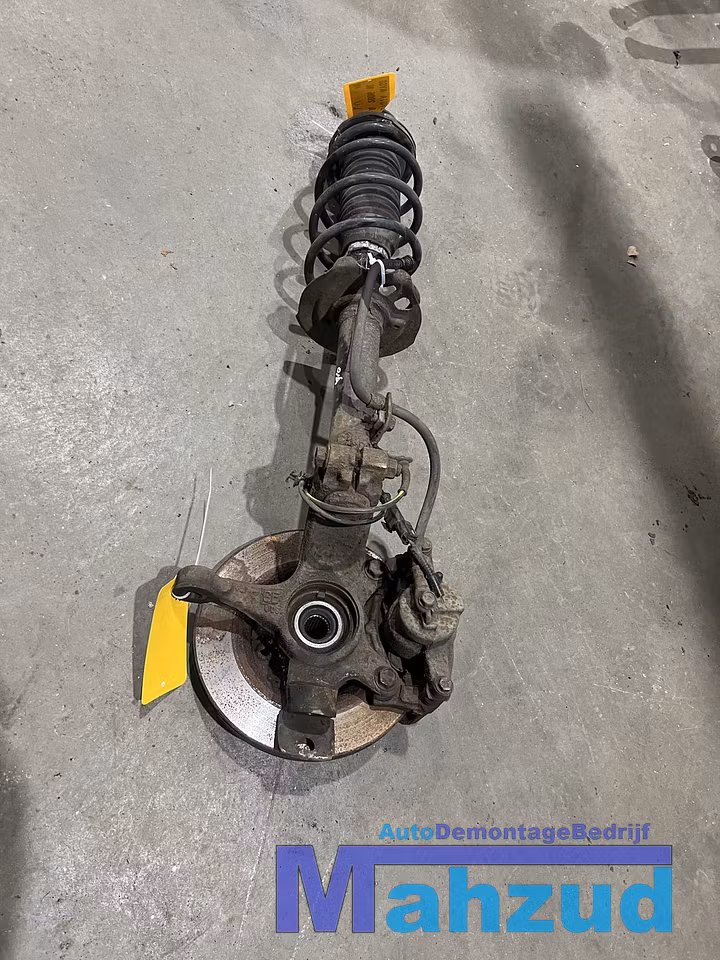 Koop Veerpoot compleet | Enkel bij Autodemontagebedrijf Mahzud