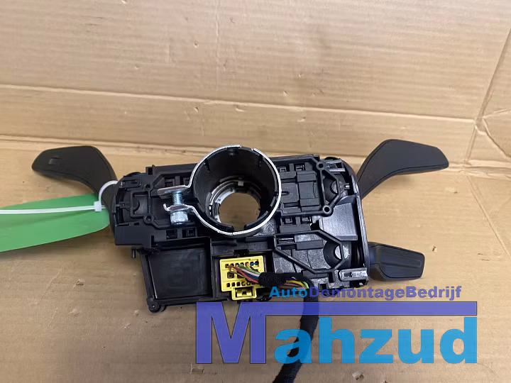 Koop Stuurkolomschakelaar | Combischakelaar bij Autodemontagebedrijf Mahzud