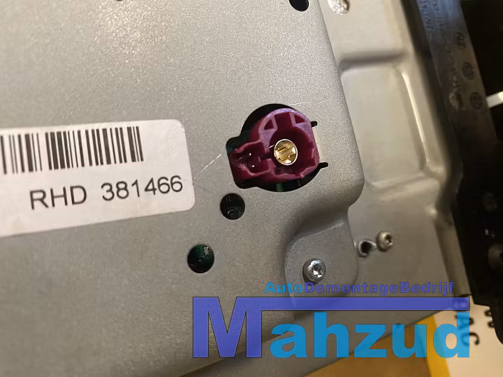 Koop Navigatie systeem (merk gebonden) bij Autodemontagebedrijf Mahzud