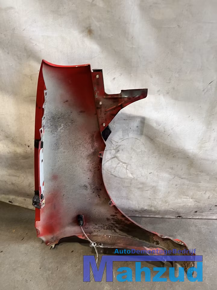 Koop Zijpaneel | Zijscherm | Voorscherm bij Autodemontagebedrijf Mahzud