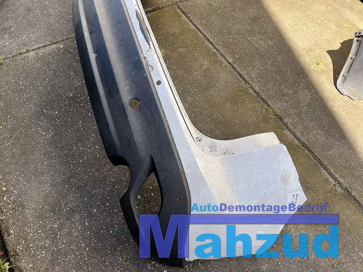 Koop Achterbumper bij Autodemontagebedrijf Mahzud