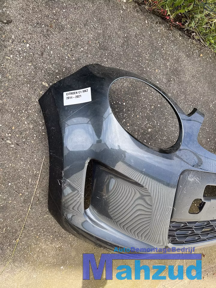 Koop Voorbumper bij Autodemontagebedrijf Mahzud