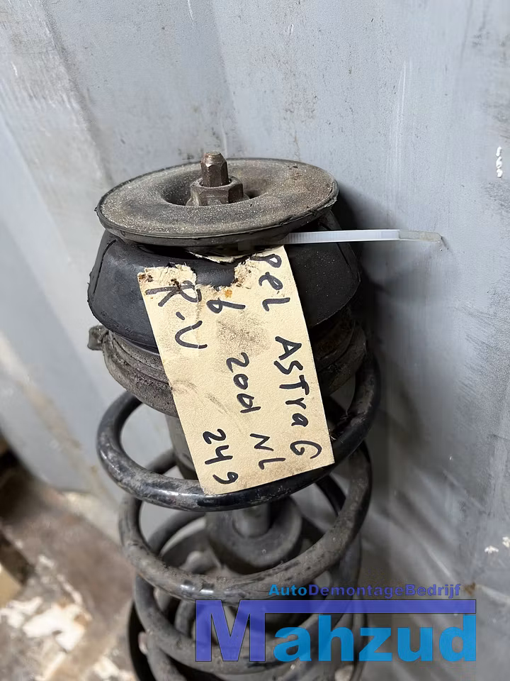 Koop Veerpoot compleet | Enkel bij Autodemontagebedrijf Mahzud