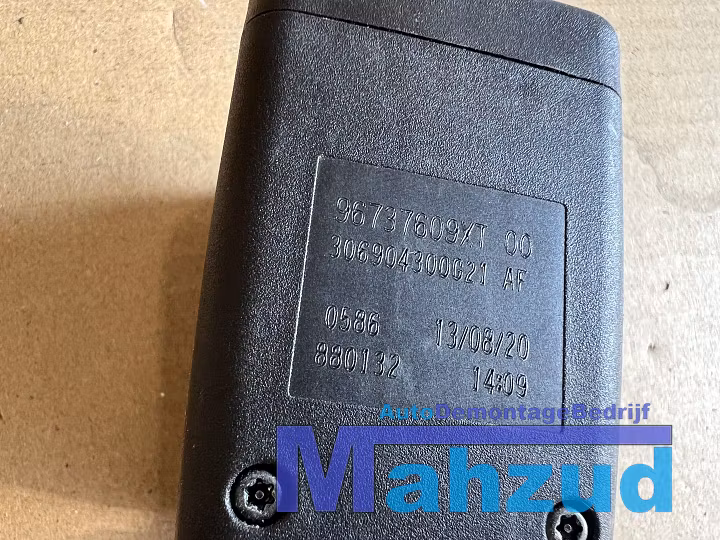 Koop Gordel sluiting bij Autodemontagebedrijf Mahzud