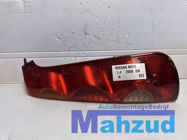 Koop Achterlicht | Enkel bij Autodemontagebedrijf Mahzud