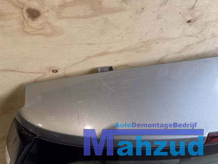 Koop Achterklep | Achterdeur bij Autodemontagebedrijf Mahzud