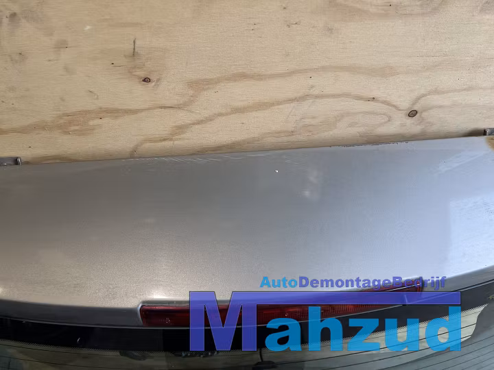 Koop Achterklep | Achterdeur bij Autodemontagebedrijf Mahzud