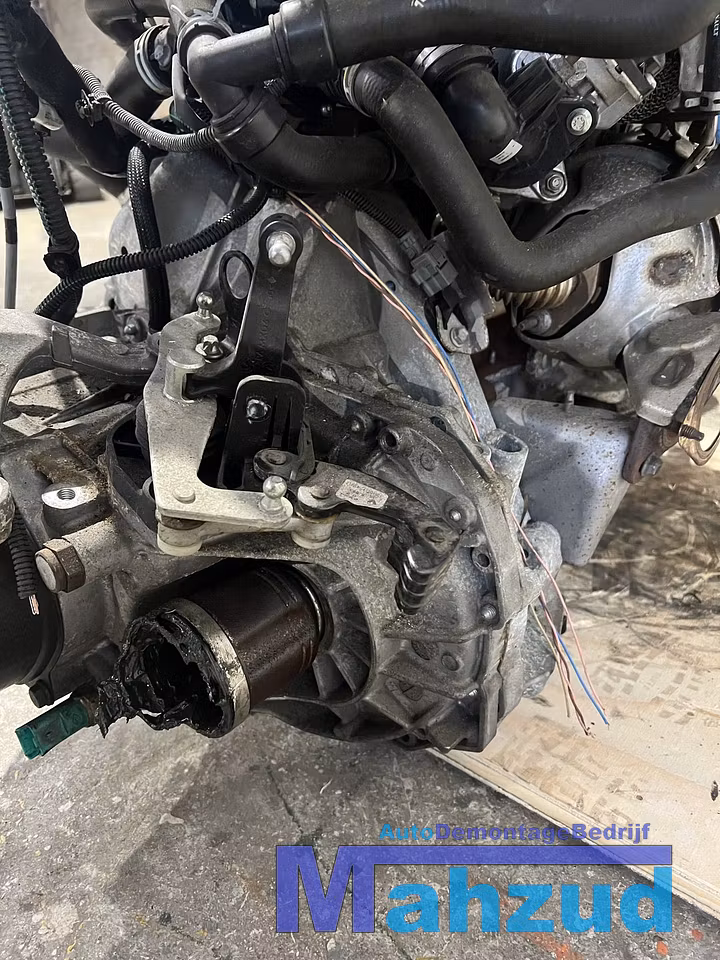 Koop Versnellingsbak bij Autodemontagebedrijf Mahzud