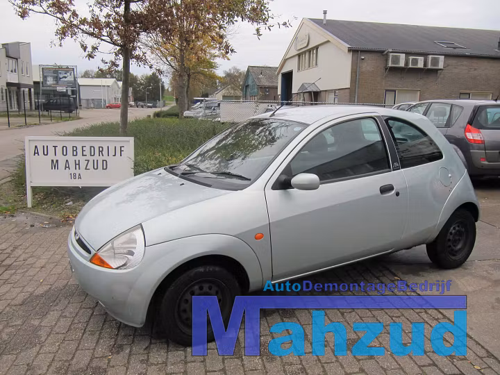 Koop Compleet interieur bij Autodemontagebedrijf Mahzud