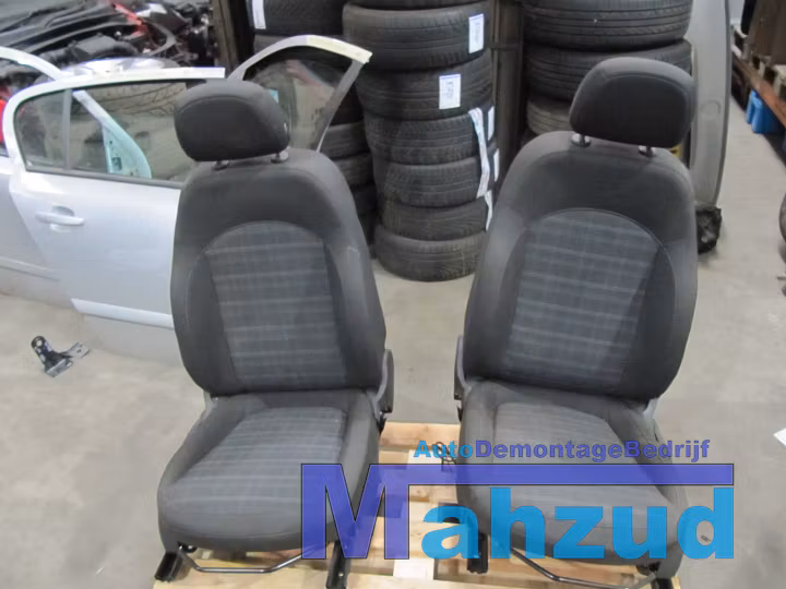 OPEL ADAM ZWART INTERIEUR STOF COMPLEET 2012-2019 image 1