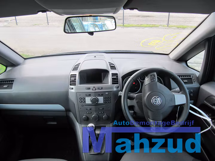 Koop Compleet interieur bij Autodemontagebedrijf Mahzud