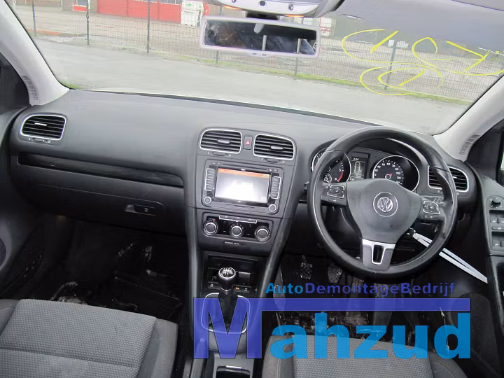 Koop Compleet interieur bij Autodemontagebedrijf Mahzud