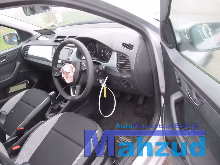 Koop Compleet interieur bij Autodemontagebedrijf Mahzud