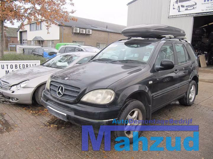 MERCEDES ML W163 GRIJS LEER LEDER INTERIEUR COMPLEET image 1